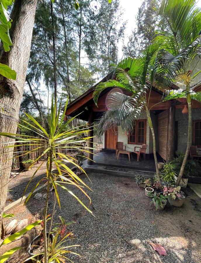 New Roy Guest House Kalkudah  Buitenkant foto